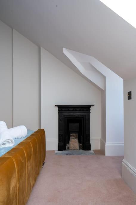 Luxury Duplex Penthouse On The Beach With Panoramic Sea Views Herne Bay Exterior foto
