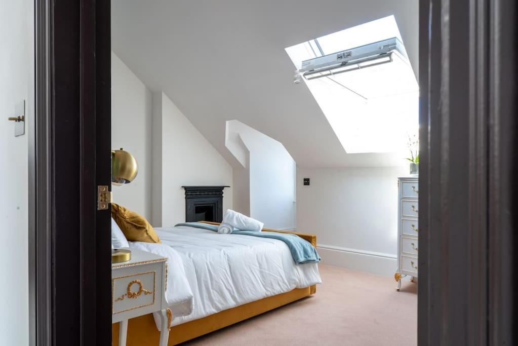Luxury Duplex Penthouse On The Beach With Panoramic Sea Views Herne Bay Exterior foto